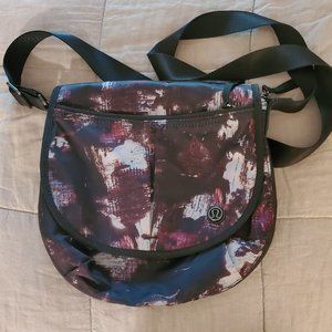 Lululemon Athletic Crossbody Bag Purse